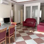 Maison Belle Vue Апартаменты *